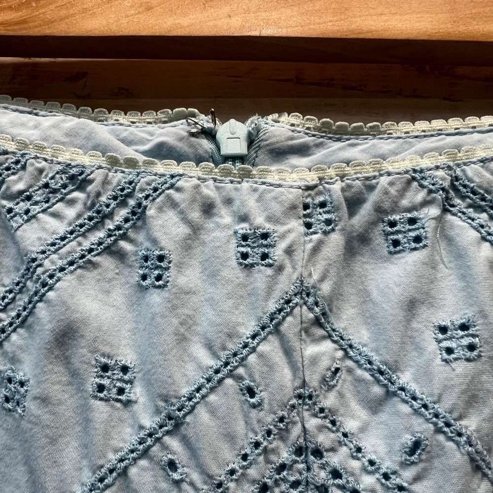 Abercrombie & Fitch Blue Eyelet Midi Skirt Boho Prairie Y2K Size 4 - Picture 4 of 8